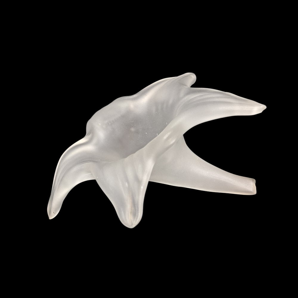 Clear Frosted Glass Art Glass Lily Short Stem Flower